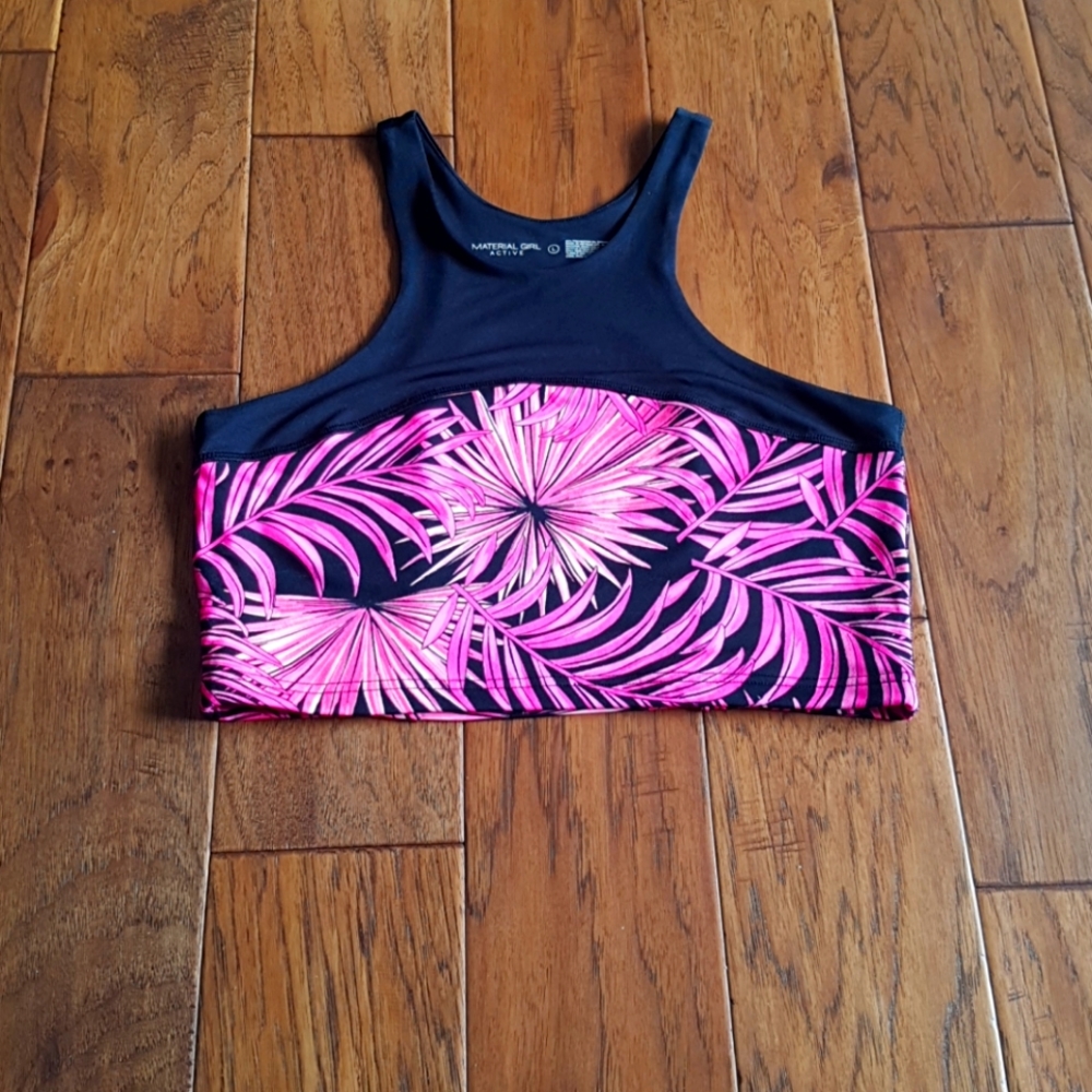 Material Girl Active Workout Crop Top Size L